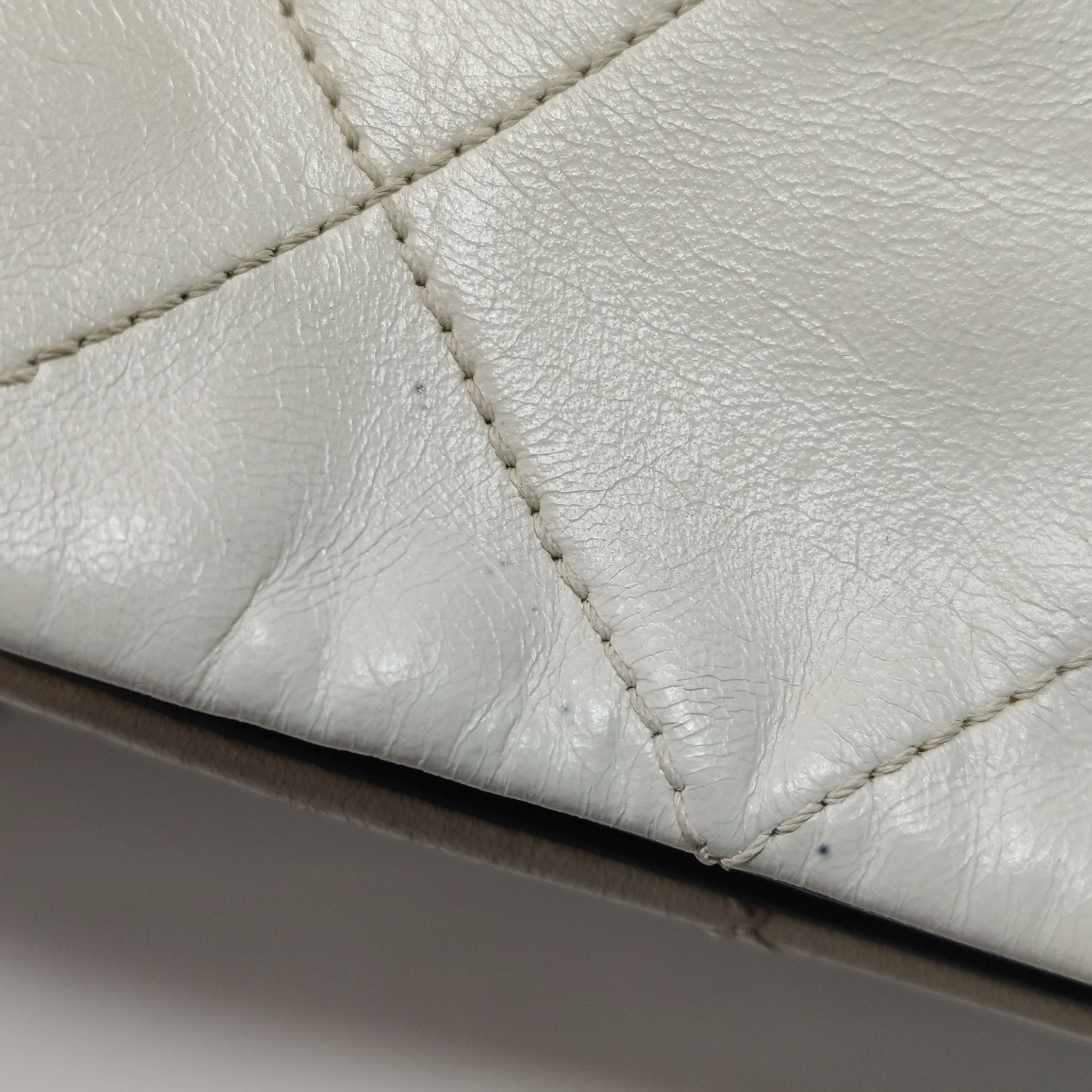 Chanel Chanel Women os Shoulder Bags Size ONE SIZE - 19 Thumbnail