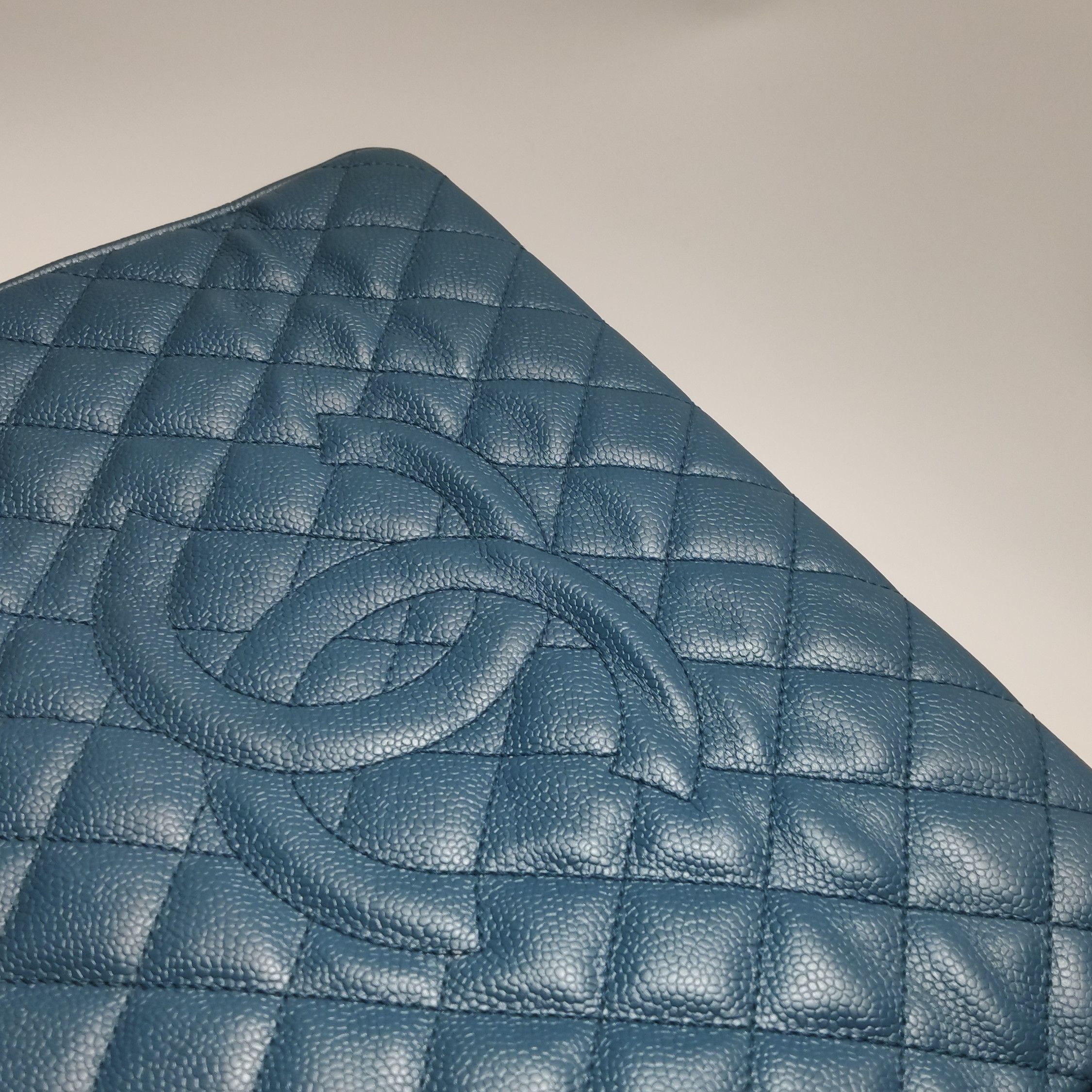 Chanel Chanel Women os Shoulder Bags Size ONE SIZE - 17 Thumbnail