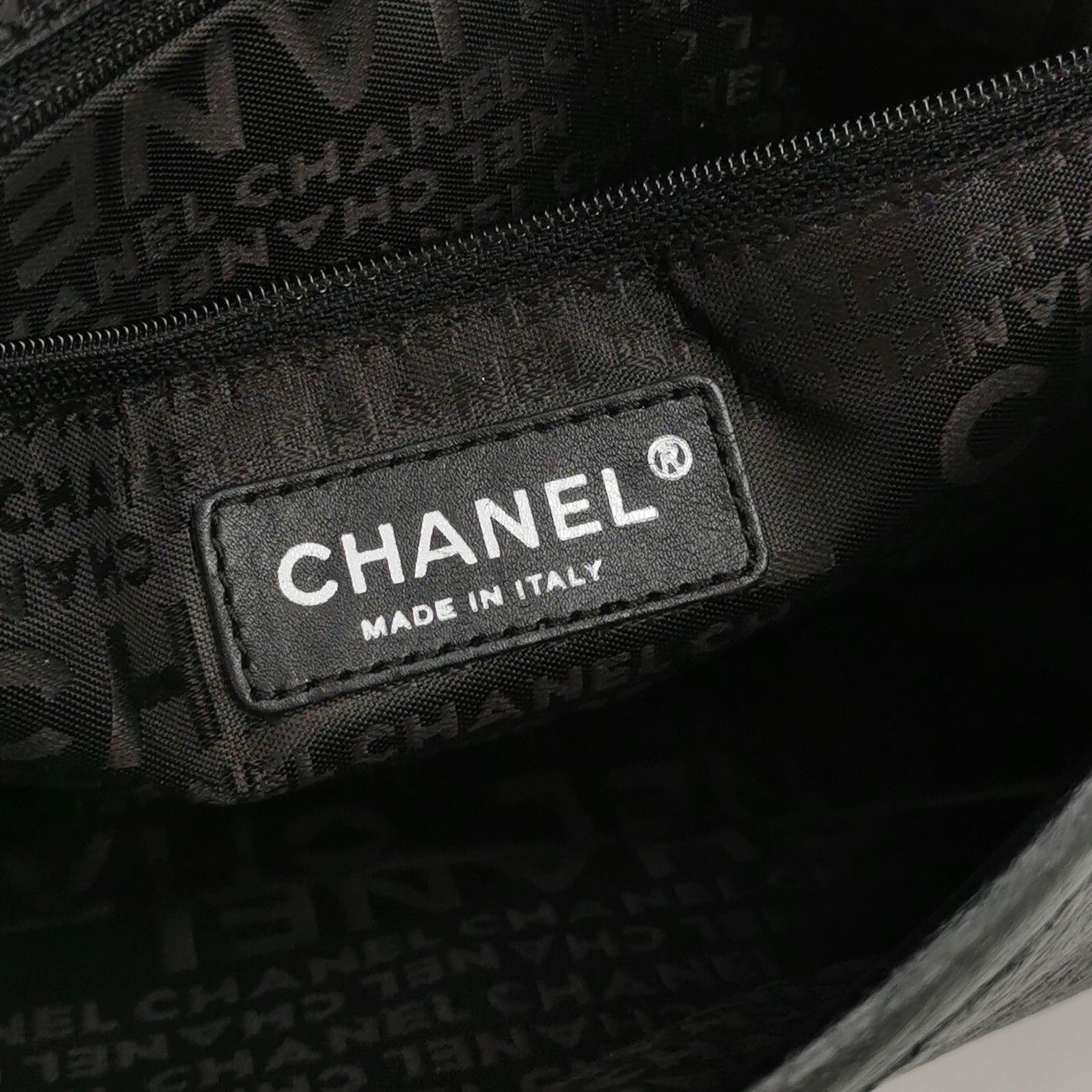 Chanel Chanel Women os Shoulder Bags Size ONE SIZE - 8 Thumbnail