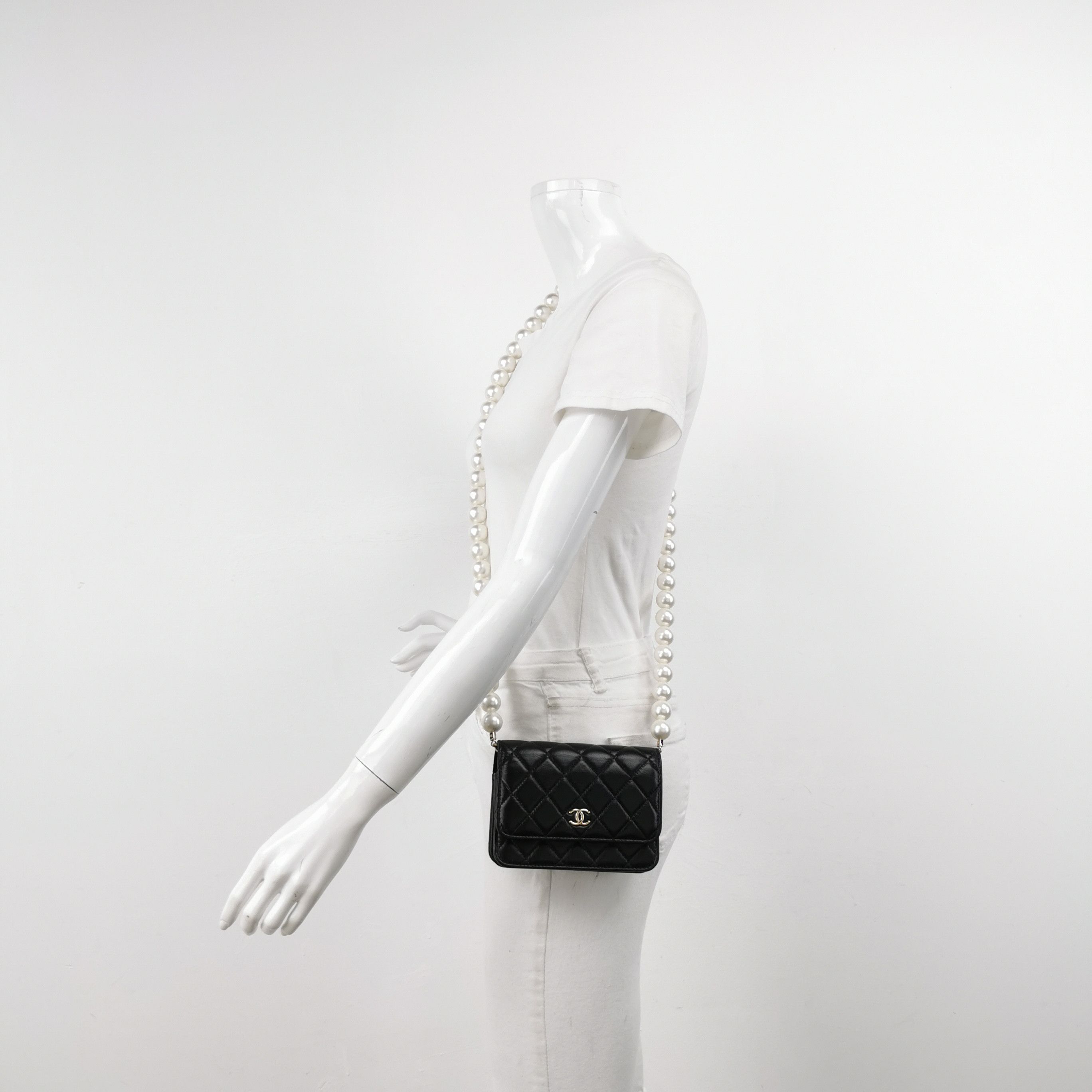Chanel Chanel Women os Shoulder Bags Size ONE SIZE - 2 Thumbnail