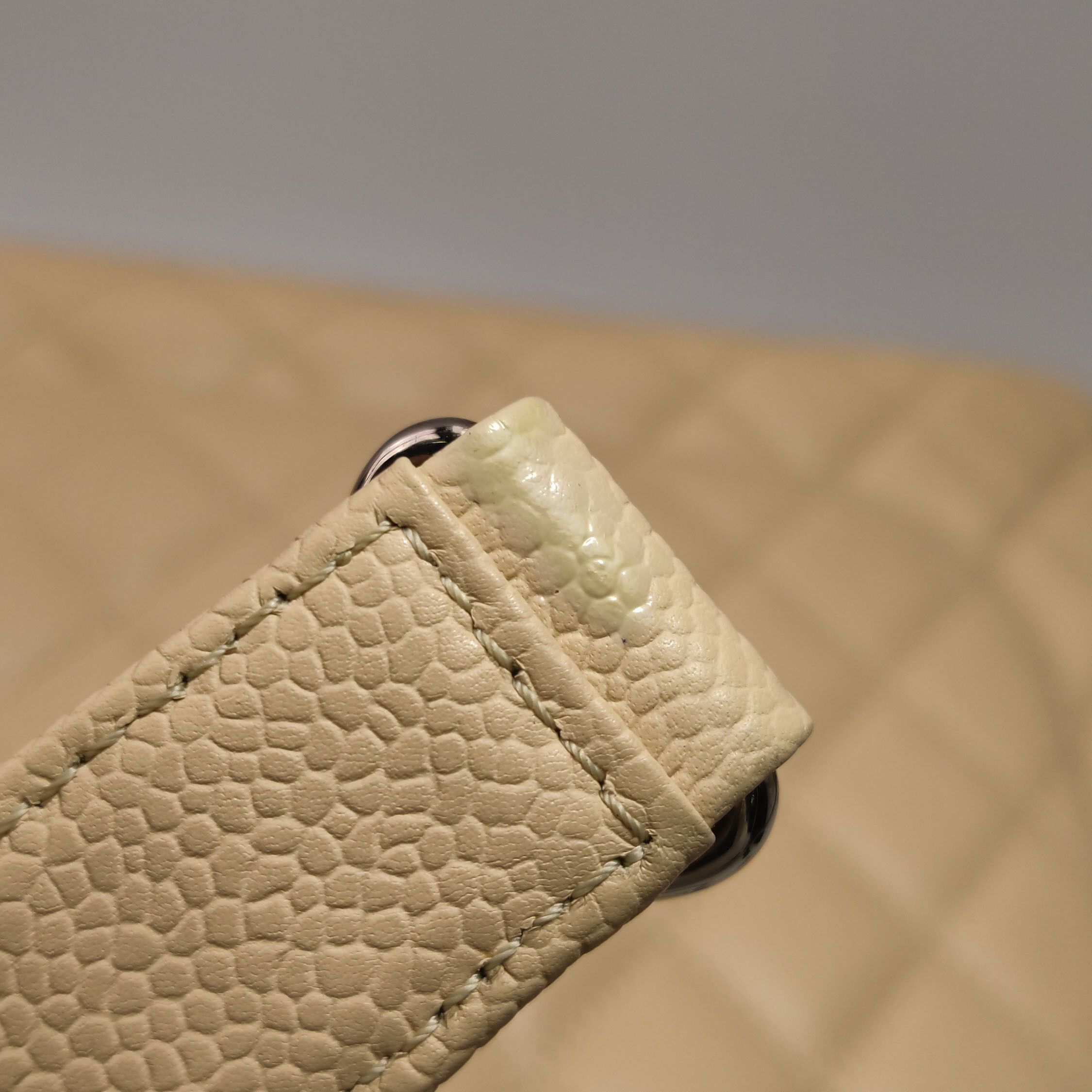 Chanel Chanel Women os Shoulder Bags Size ONE SIZE - 20 Thumbnail