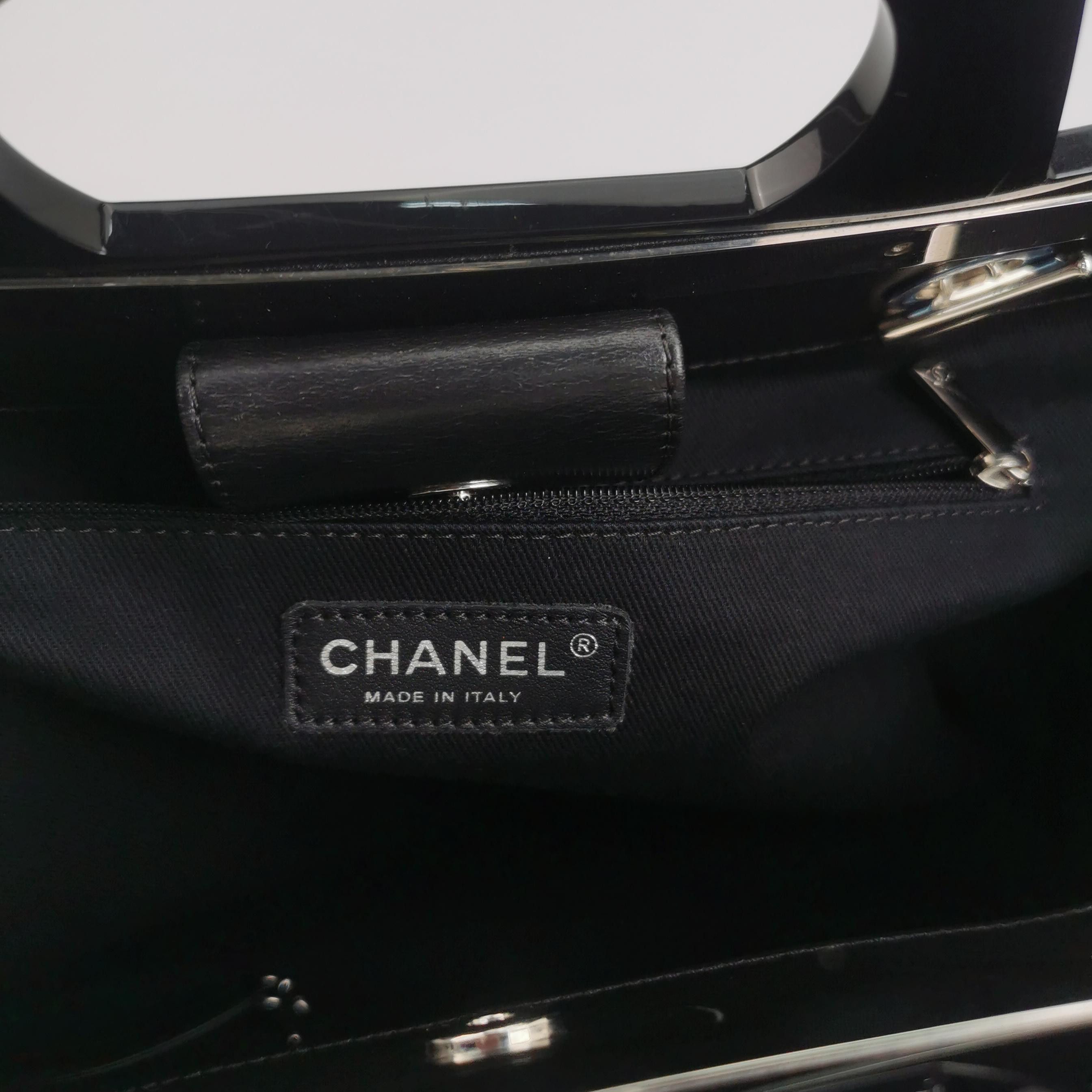 Chanel Chanel Women os Shoulder Bags Size ONE SIZE - 8 Thumbnail