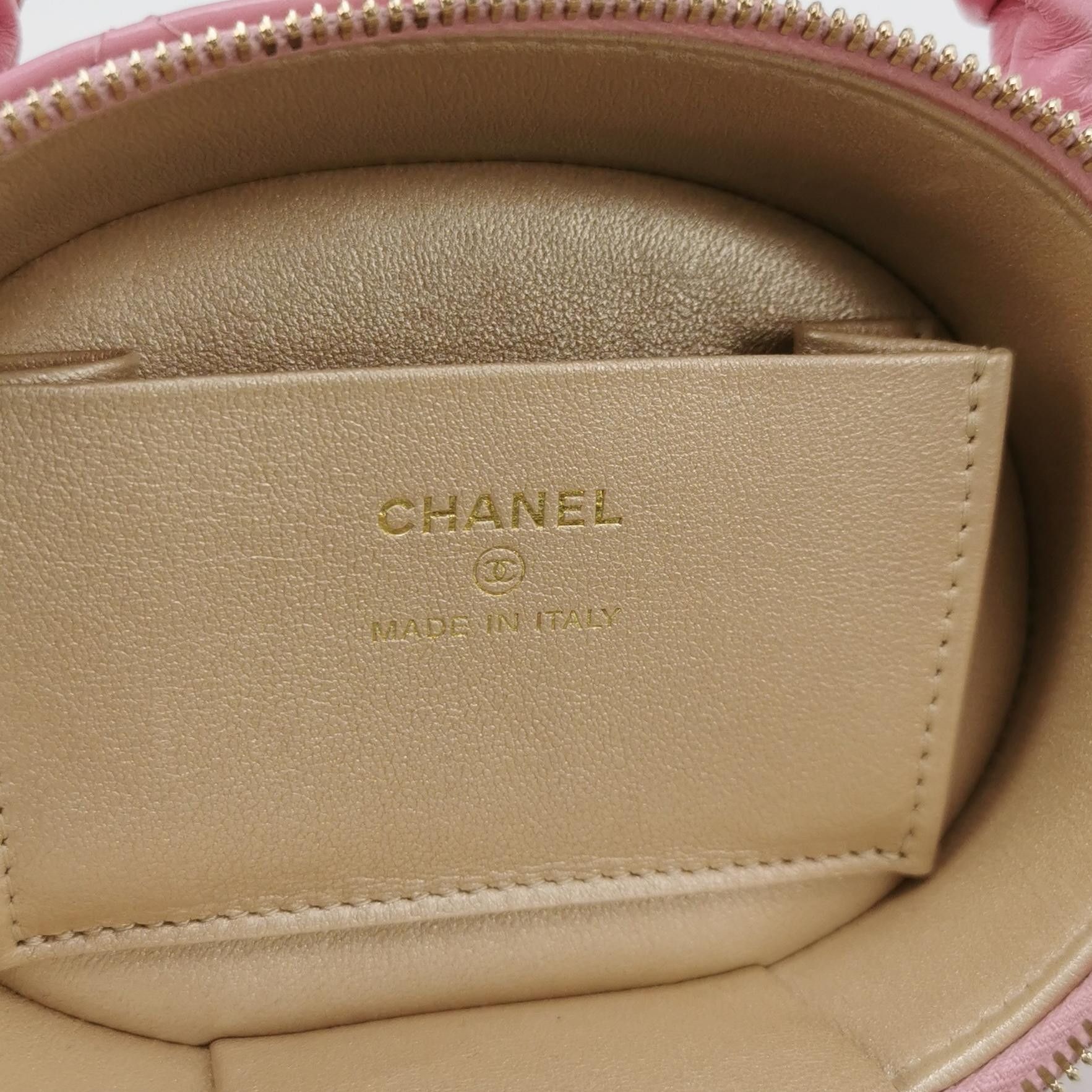 Chanel Chanel Women os Tote Bags Size ONE SIZE - 8 Thumbnail