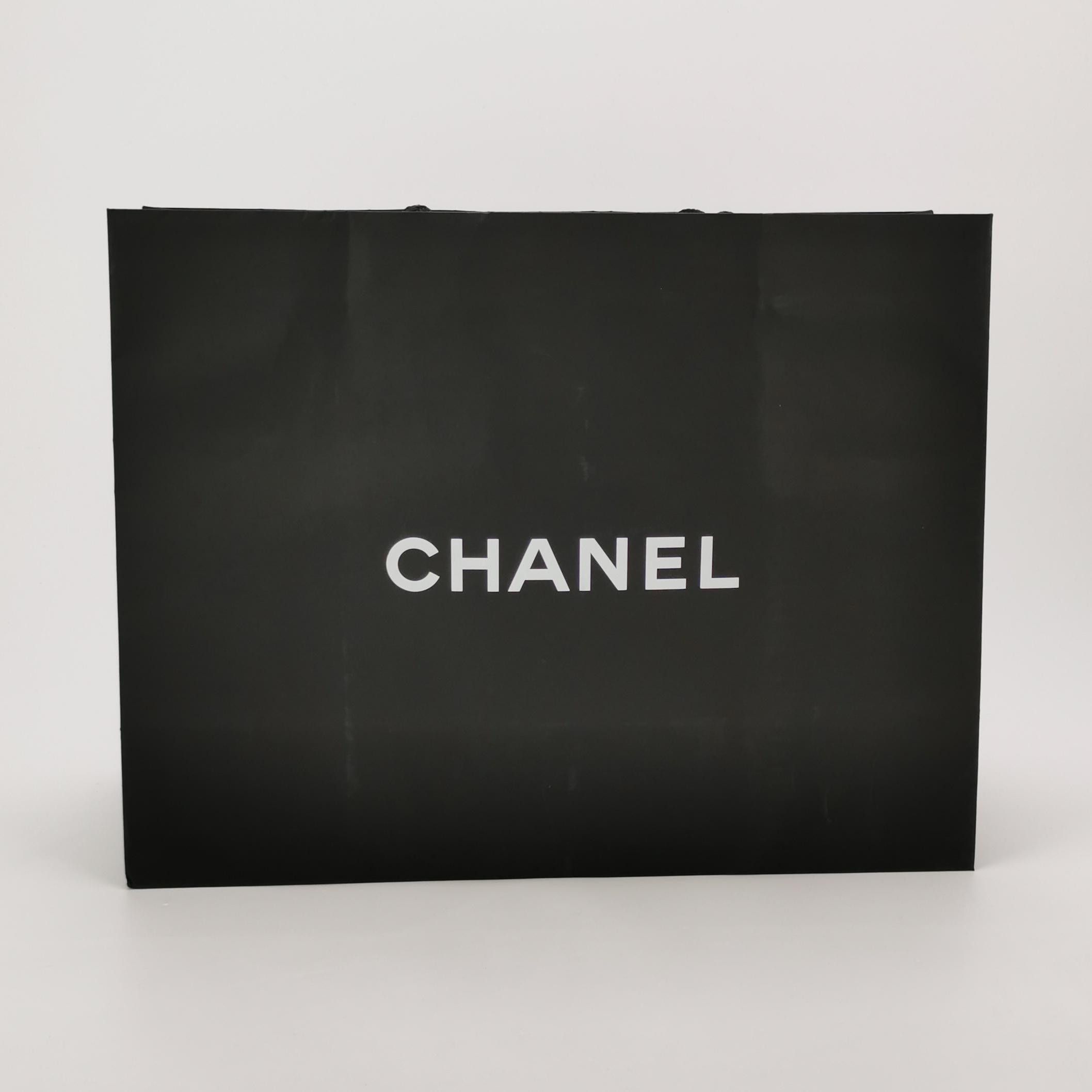 Chanel Chanel Women os Tote Bags Size ONE SIZE - 10 Thumbnail