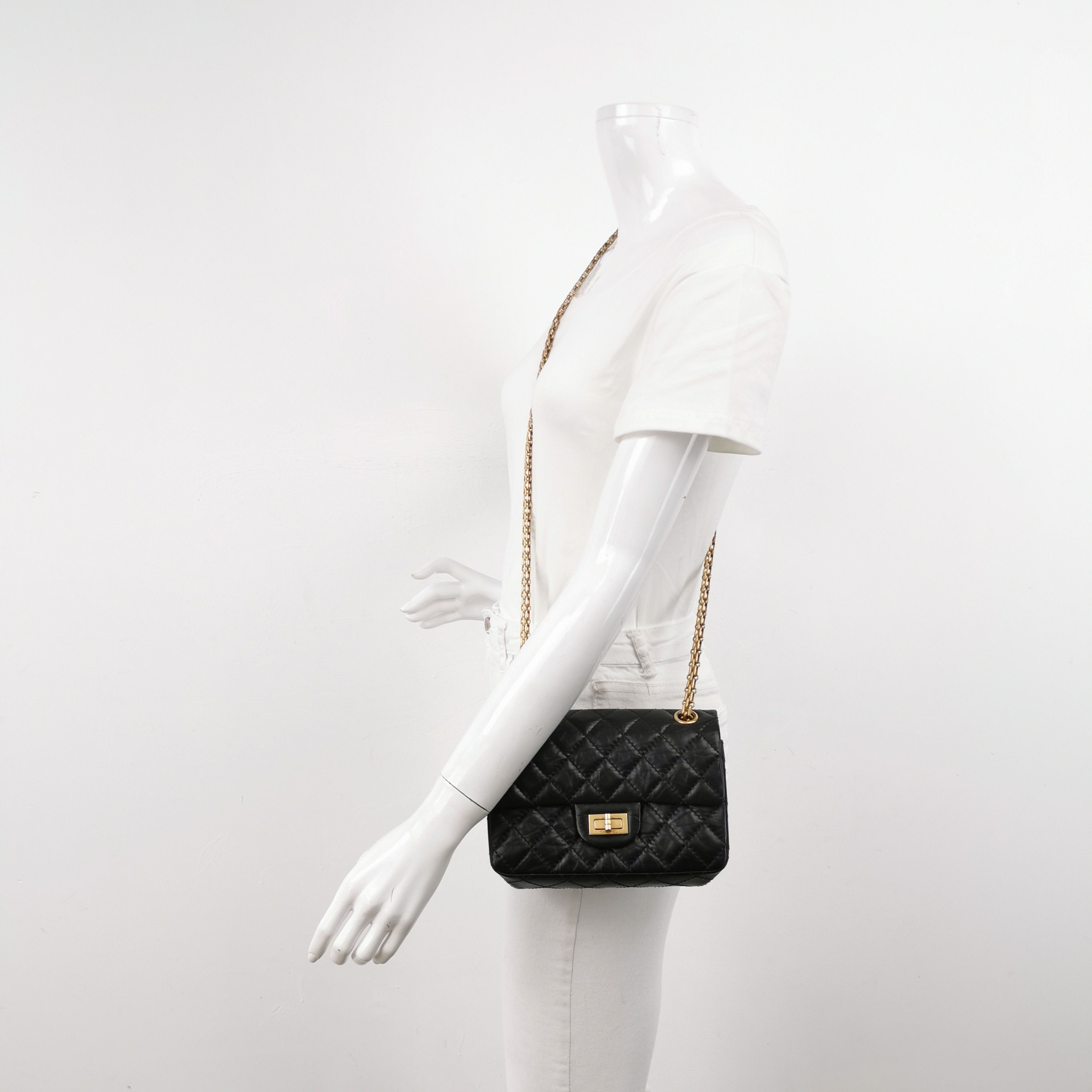 Chanel Chanel Women os Shoulder Bags Size ONE SIZE - 2 Thumbnail