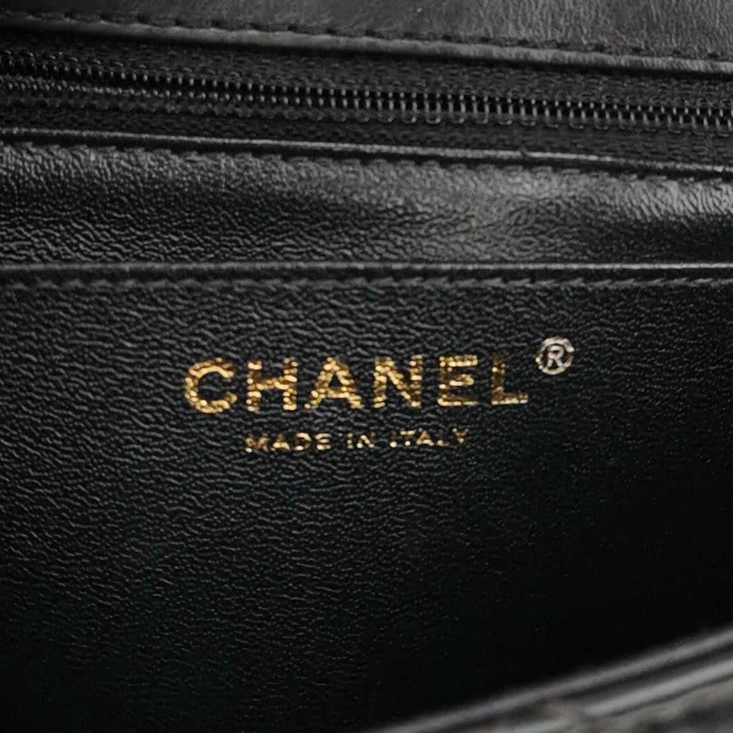 Chanel Chanel Women os Shoulder Bags Size ONE SIZE - 8 Thumbnail
