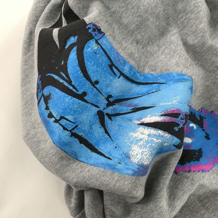 Louis Vuitton Louis Vuitton Spray Paint Logo Hoodie Size L Size US L / EU 52-54 / 3 - 5 Thumbnail