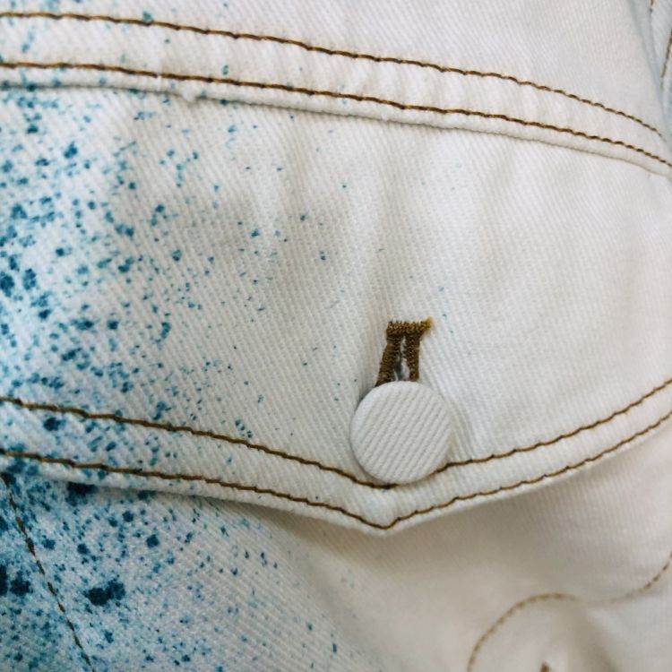 Louis Vuitton Louis Vuitton Spray Painted Denim Jacket Size M Size US M / EU 48-50 / 2 - 8 Thumbnail