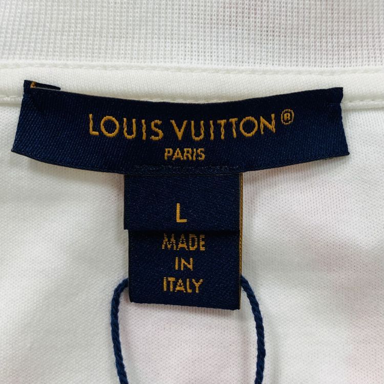 Louis Vuitton Louis Vuitton Graphic Logo Tank Top Size L Size US L / EU 52-54 / 3 - 3 Thumbnail
