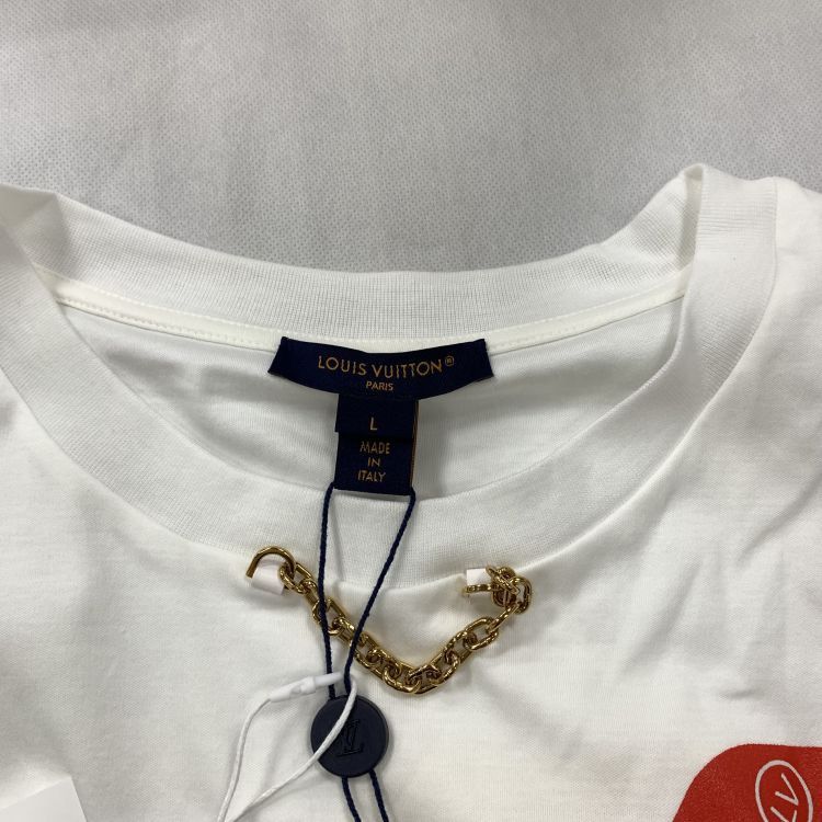 Louis Vuitton Louis Vuitton Graphic Logo Tank Top Size L Size US L / EU 52-54 / 3 - 5 Thumbnail