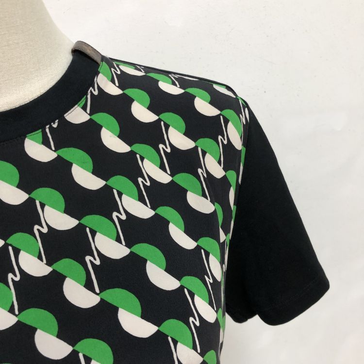 Louis Vuitton Louis Vuitton Geometric Print T-Shirt Size M Size US M / EU 48-50 / 2 - 6 Thumbnail