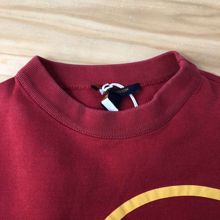 Louis Vuitton Louis Vuitton Logo Graphic Sweatshirt Size S Size US S / EU 44-46 / 1 - 14 Thumbnail