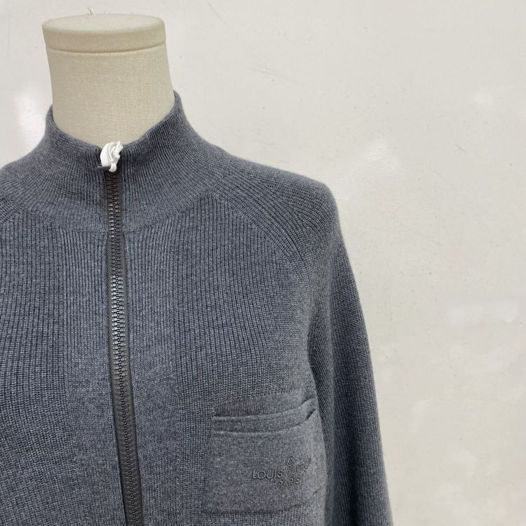 Louis Vuitton Louis Vuitton Full Zip Knit Sweater Size S Size US S / EU 44-46 / 1 - 7 Thumbnail