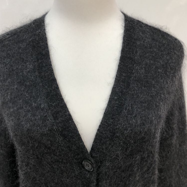 Louis Vuitton Louis Vuitton Mohair Sequined Cardigan Size XS Size XS / US 0-2 / IT 36-38 - 5 Thumbnail