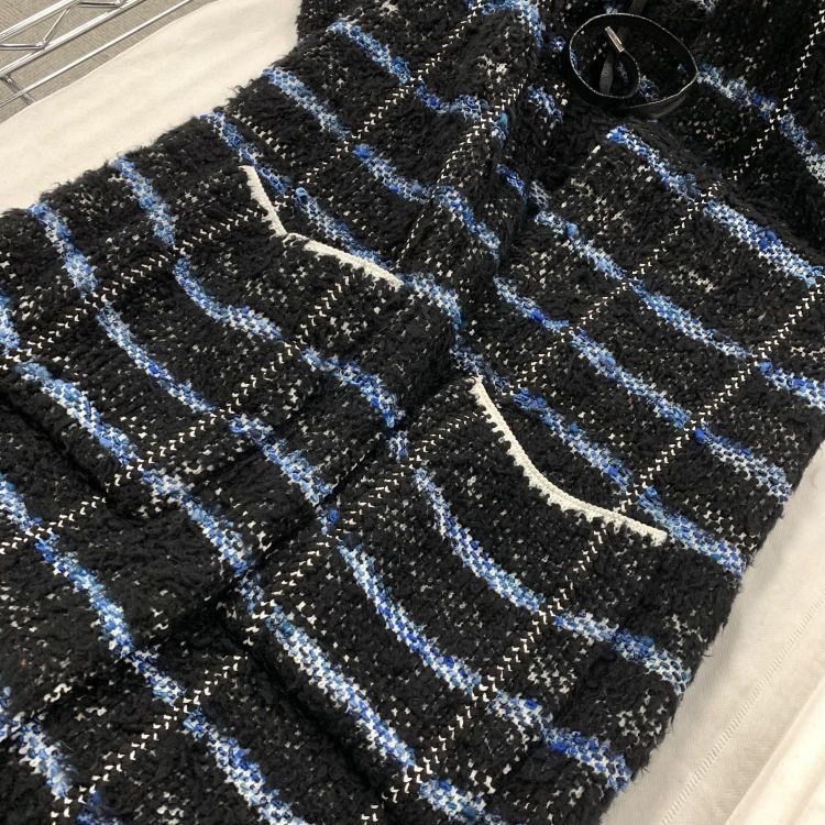Louis Vuitton Louis Vuitton Striped Texture Coat Size XS Size XS / US 0-2 / IT 36-38 - 5 Thumbnail