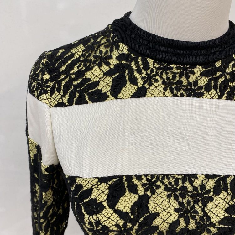 Louis Vuitton Louis Vuitton Lace Color-block Blouse Size 36 Size XS / US 0-2 / IT 36-38 - 5 Thumbnail