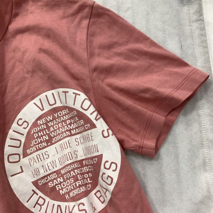Louis Vuitton Louis Vuitton Trunks & Bags Print T-Shirt Size M Size US M / EU 48-50 / 2 - 8 Thumbnail