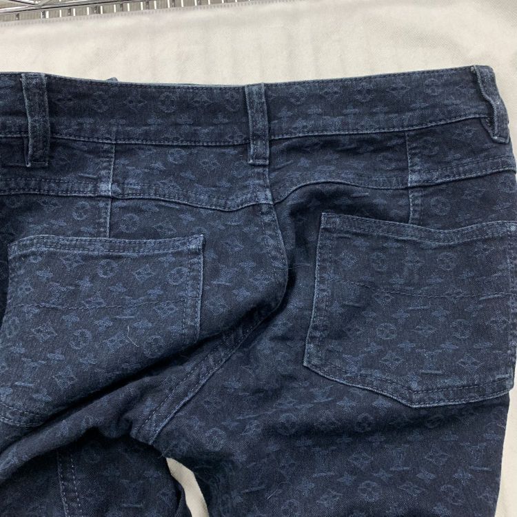 Louis Vuitton Louis Vuitton Monogram Denim Jeans Size 40 Size 27" / US 4 / IT 40 - 8 Thumbnail