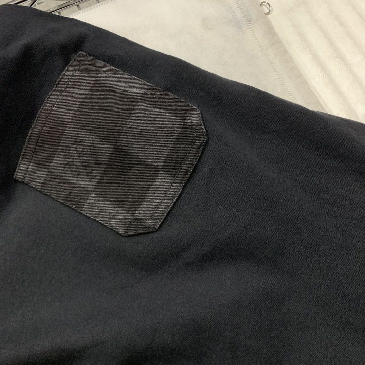 Louis Vuitton Louis Vuitton Chain Detail Pocket T-Shirt US M Size US M / EU 48-50 / 2 - 6 Thumbnail