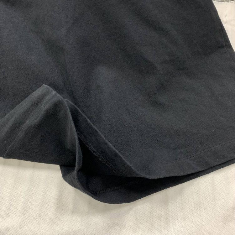 Louis Vuitton Louis Vuitton Chain Detail Pocket T-Shirt US M Size US M / EU 48-50 / 2 - 7 Thumbnail