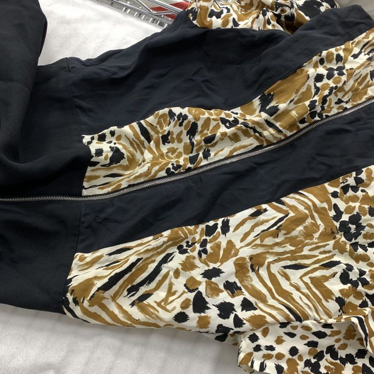Louis Vuitton Louis Vuitton Animal Print Dress Size XS Size XS / US 0-2 / IT 36-38 - 6 Thumbnail