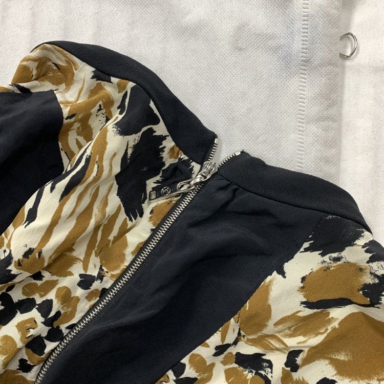Louis Vuitton Louis Vuitton Animal Print Dress Size XS Size XS / US 0-2 / IT 36-38 - 10 Thumbnail