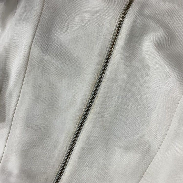 Louis Vuitton Louis Vuitton V Logo Belt Dress Size L Size L / US 10 / IT 46 - 12 Thumbnail