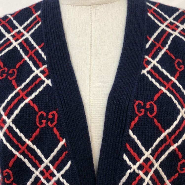 Gucci Gucci GG Logo Plaid Cardigan Size L Size US L / EU 52-54 / 3 - 6 Thumbnail