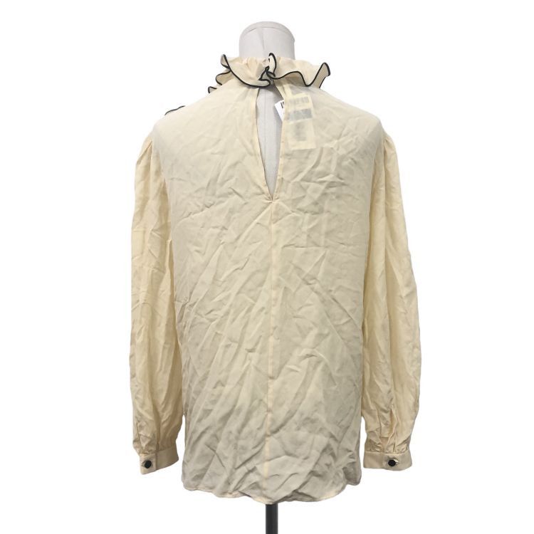 Gucci Gucci Ruffle Trim Blouse Size 40 Size S / US 4 / IT 40 - 2 Thumbnail