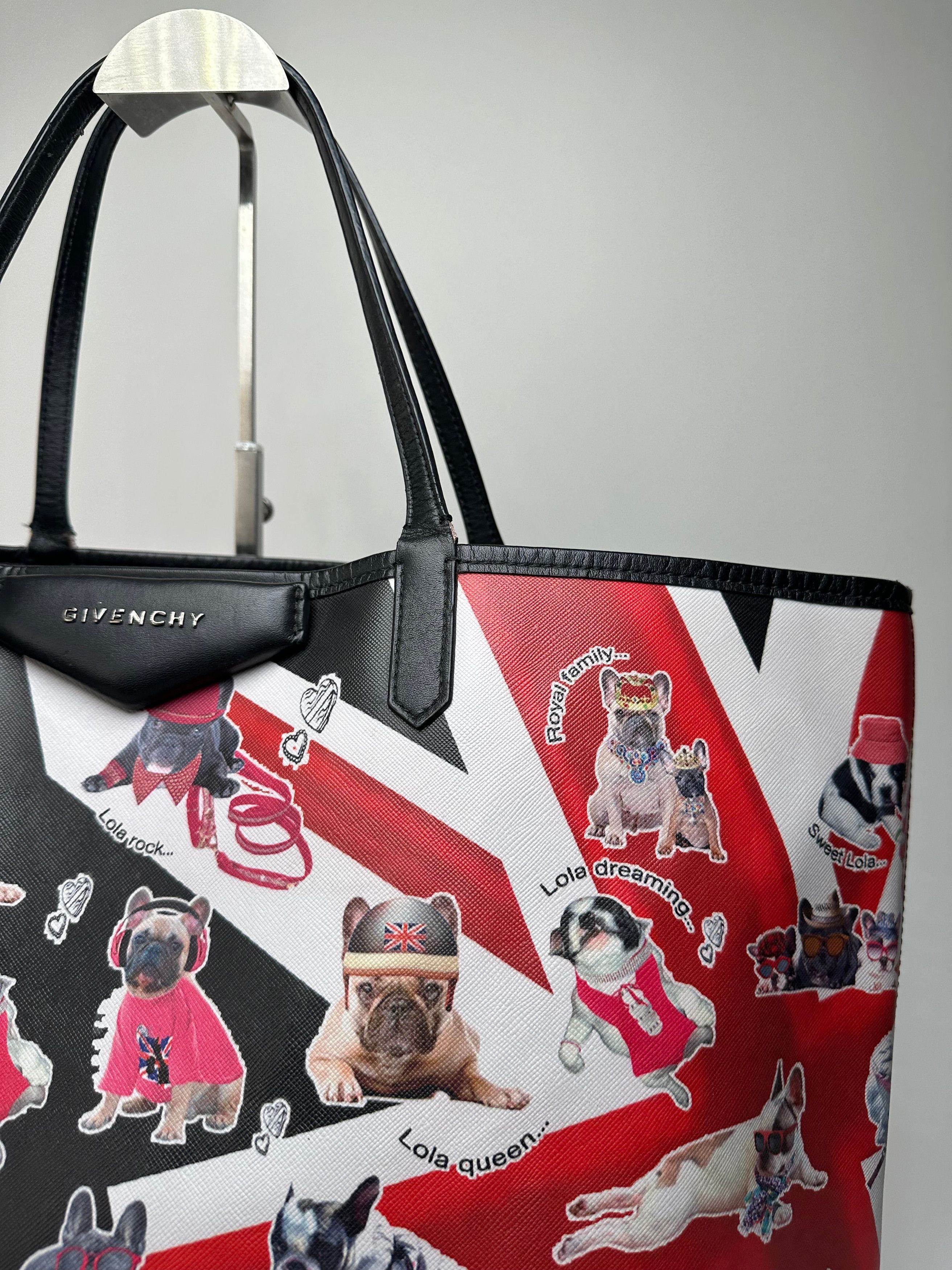 Givenchy Vintage Lola Bulldog Print Coated Canvas Tote Black Red Whit Size ONE SIZE - 5 Thumbnail
