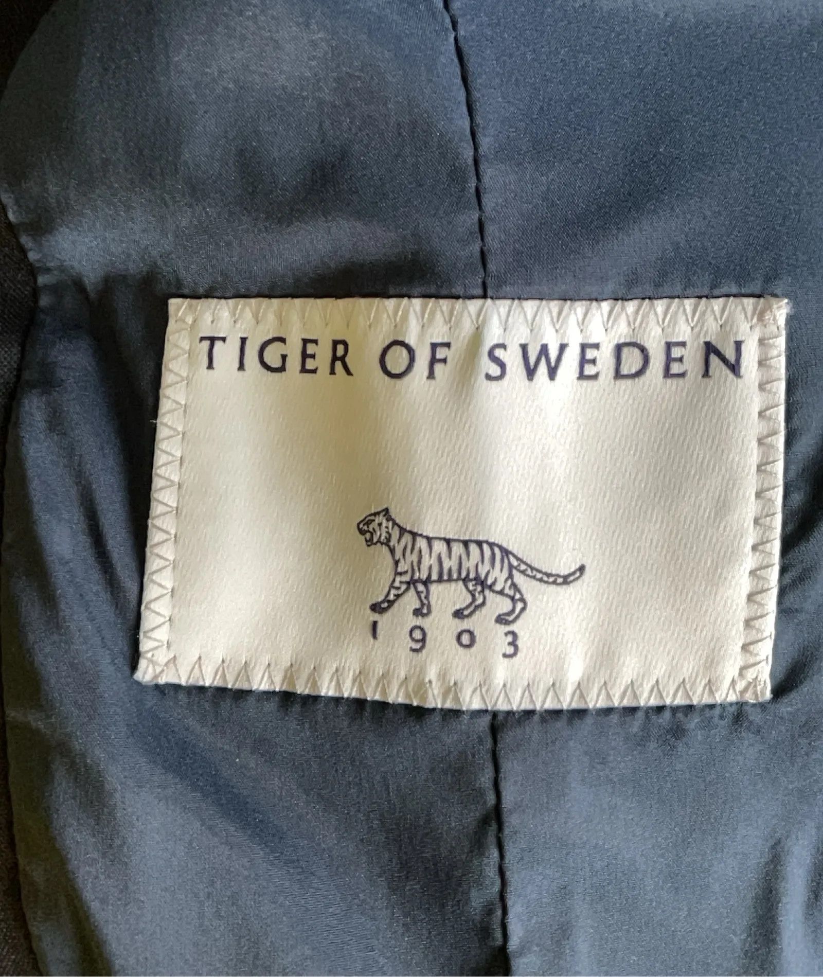 Tiger of Sweden Tiger of Sweden Narina Blazer Size M / US 6-8 / IT 42-44 - 2 Thumbnail