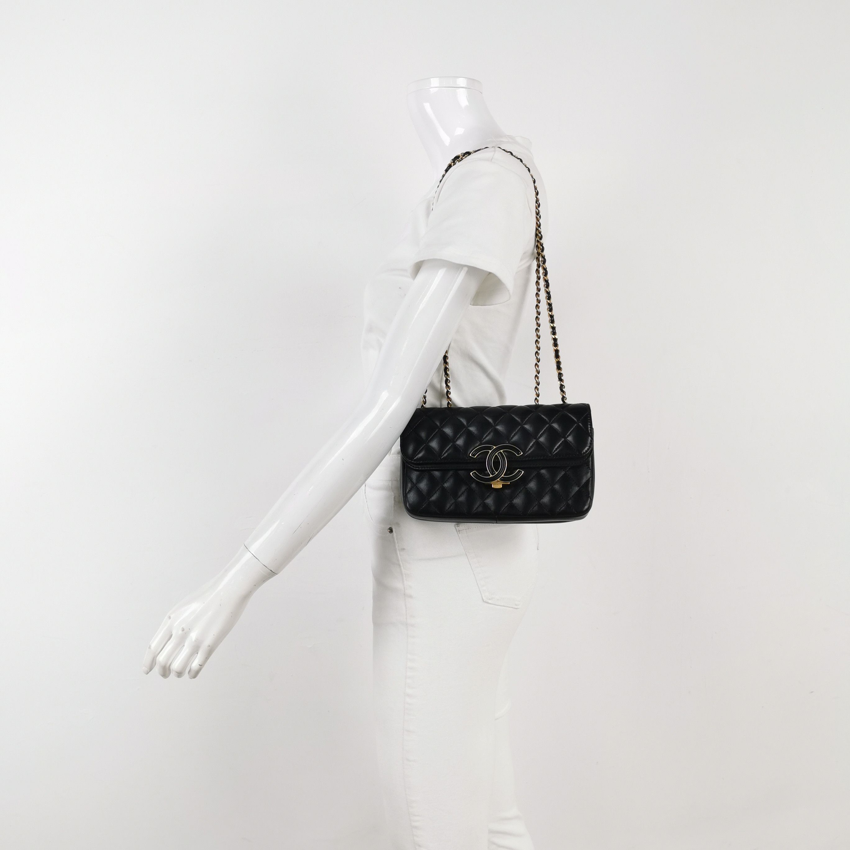 Chanel Chanel Women os Shoulder Bags Size ONE SIZE - 2 Thumbnail