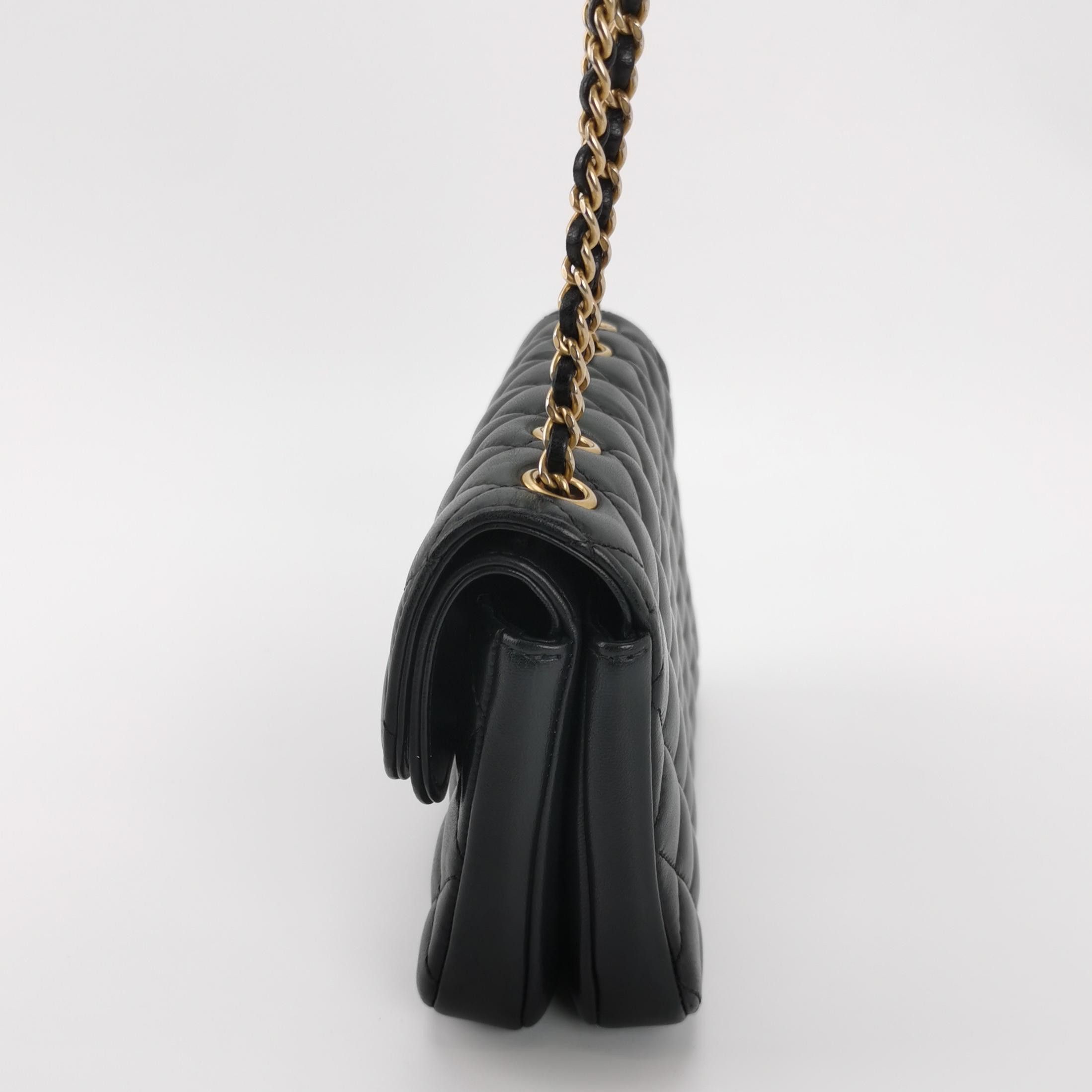 Chanel Chanel Women os Shoulder Bags Size ONE SIZE - 3 Thumbnail