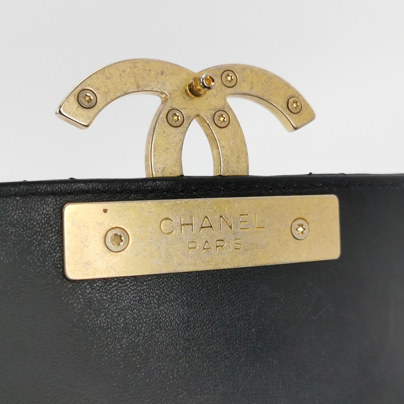 Chanel Chanel Women os Shoulder Bags Size ONE SIZE - 8 Thumbnail
