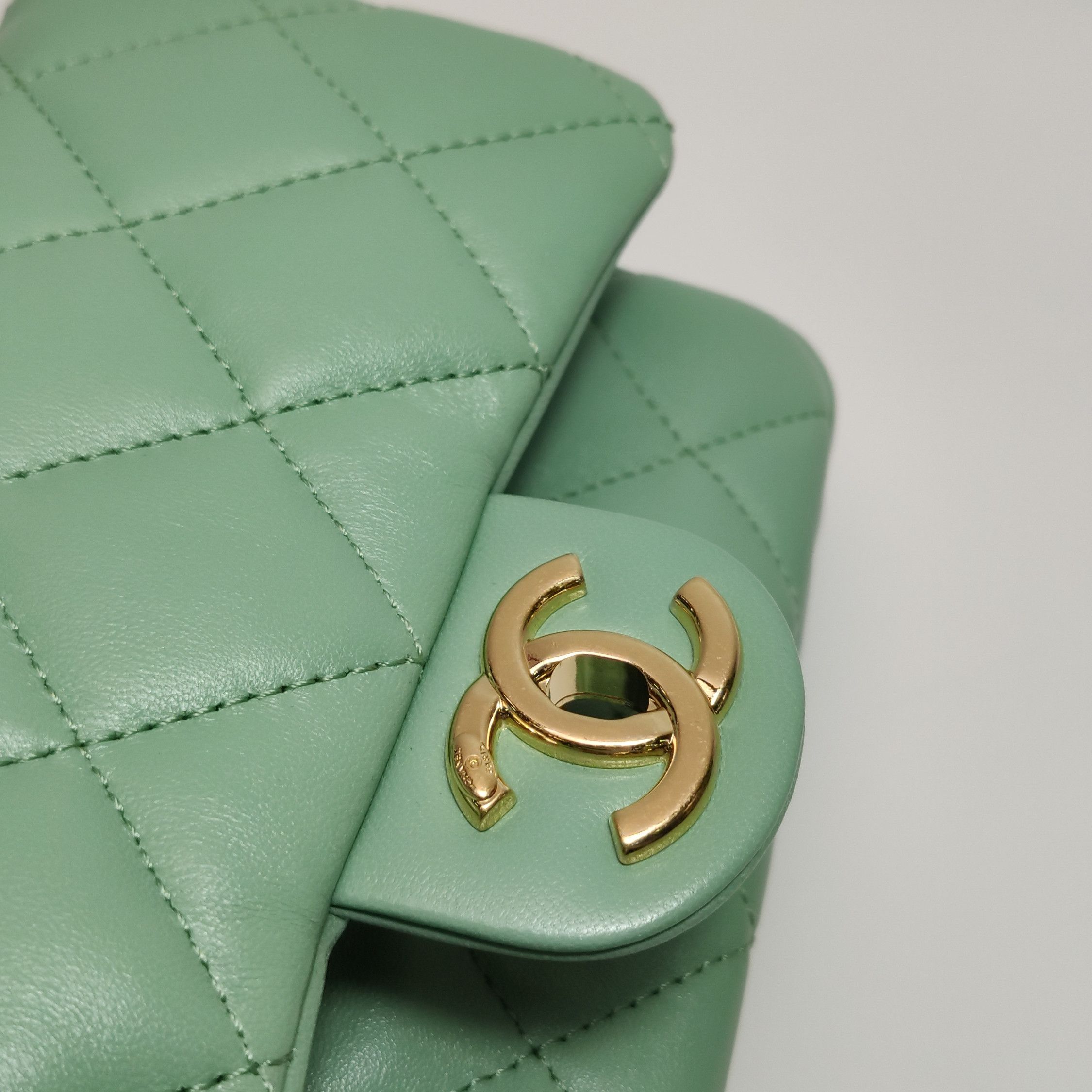 Chanel Chanel Women os Shoulder Bags Size ONE SIZE - 12 Thumbnail