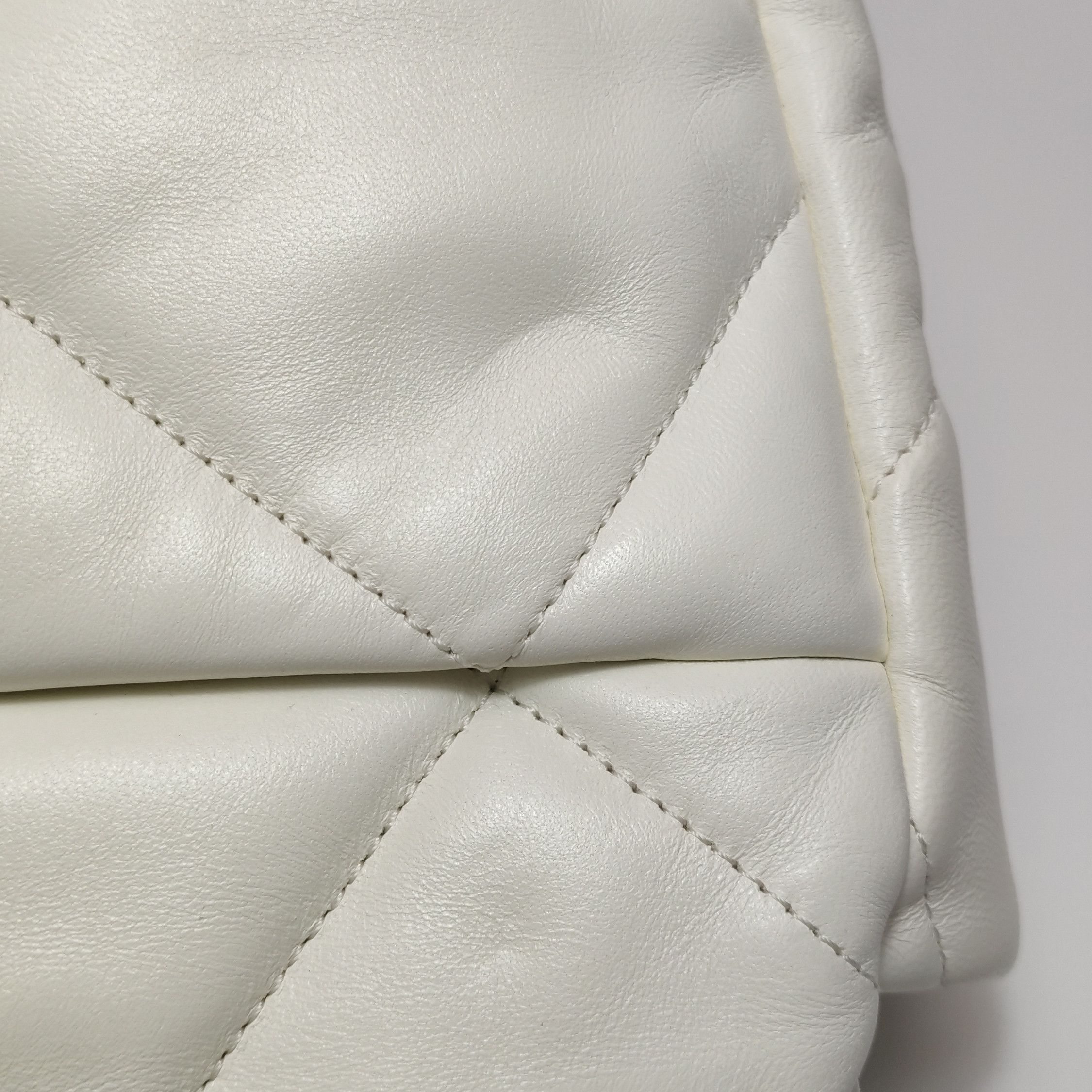Chanel Chanel Women os Shoulder Bags Size ONE SIZE - 14 Thumbnail