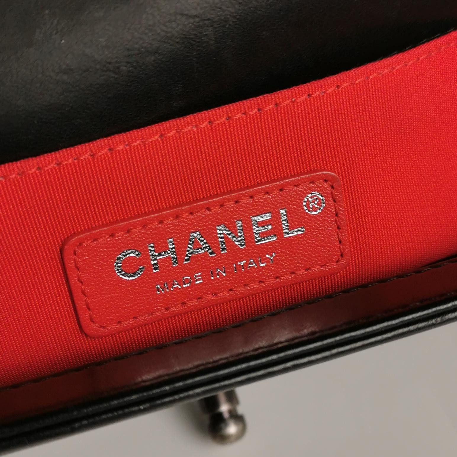 Chanel Chanel Women os Shoulder Bags Size ONE SIZE - 8 Thumbnail