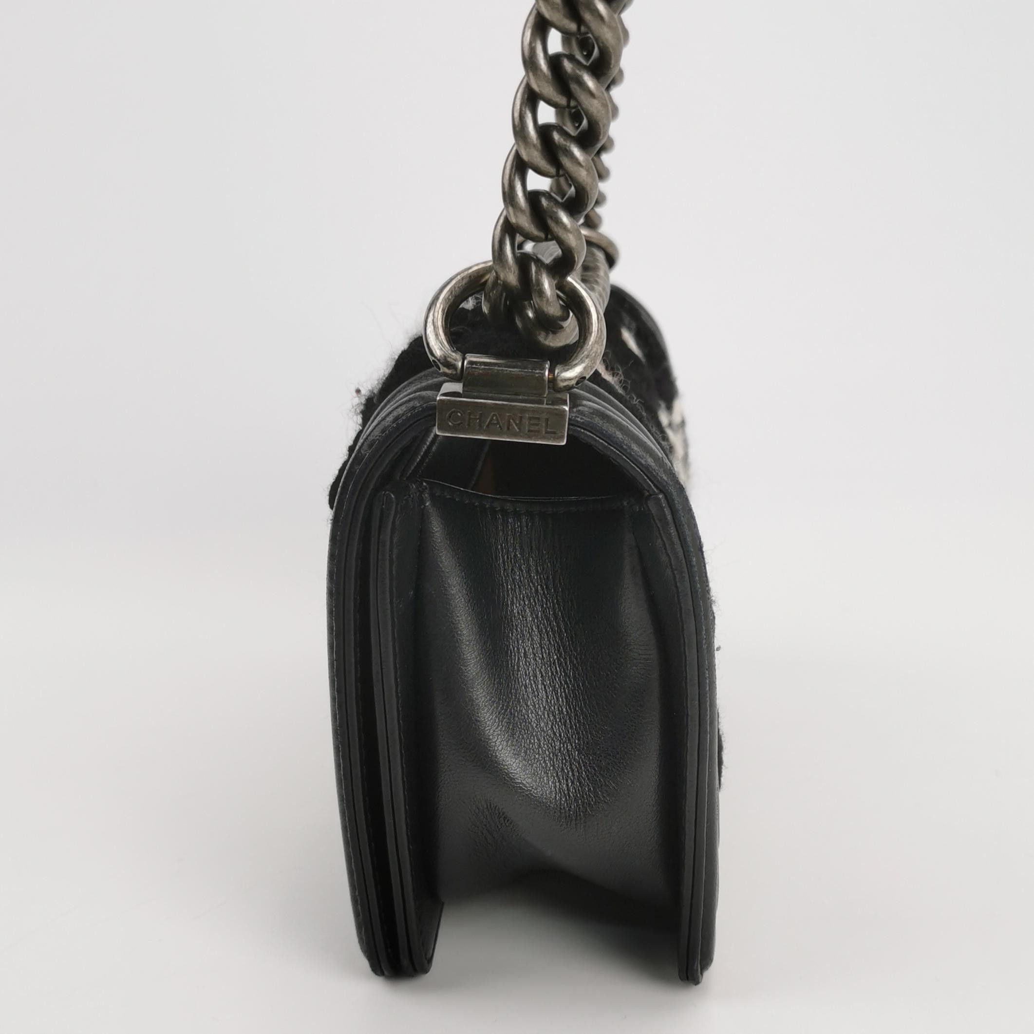 Chanel Chanel Women os Shoulder Bags Size ONE SIZE - 3 Thumbnail