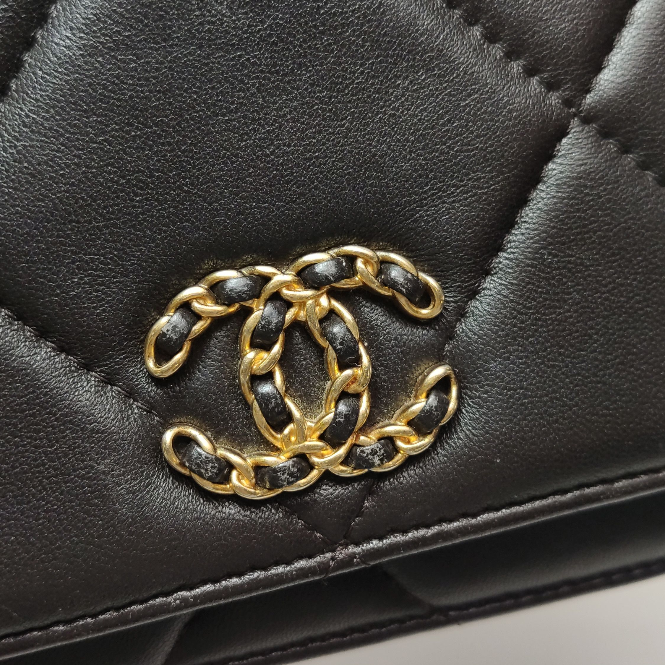 Chanel Chanel Women os Crossbody Bags Size ONE SIZE - 15 Thumbnail