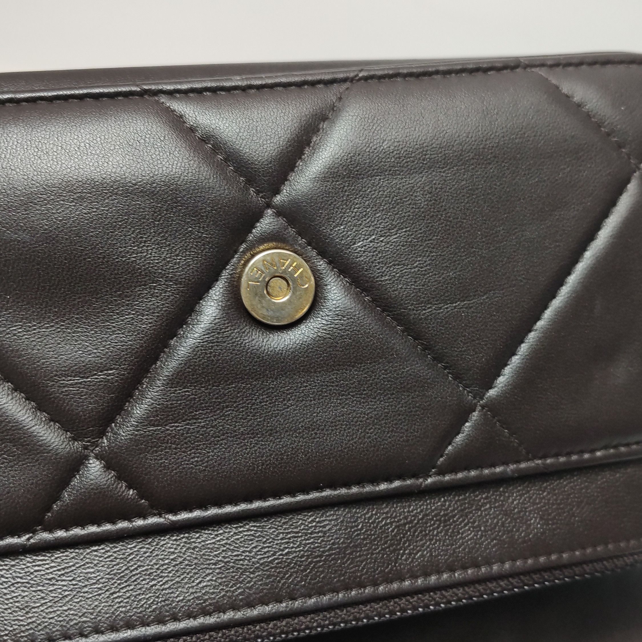Chanel Chanel Women os Crossbody Bags Size ONE SIZE - 21 Thumbnail