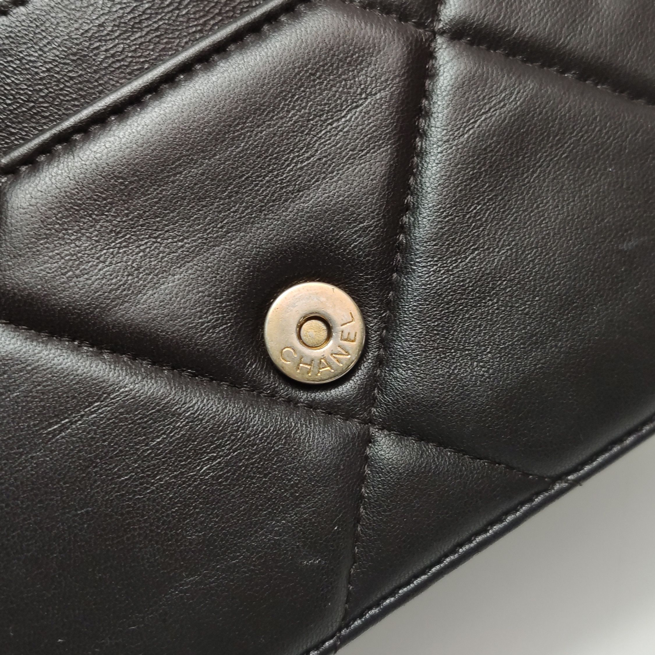Chanel Chanel Women os Crossbody Bags Size ONE SIZE - 13 Thumbnail