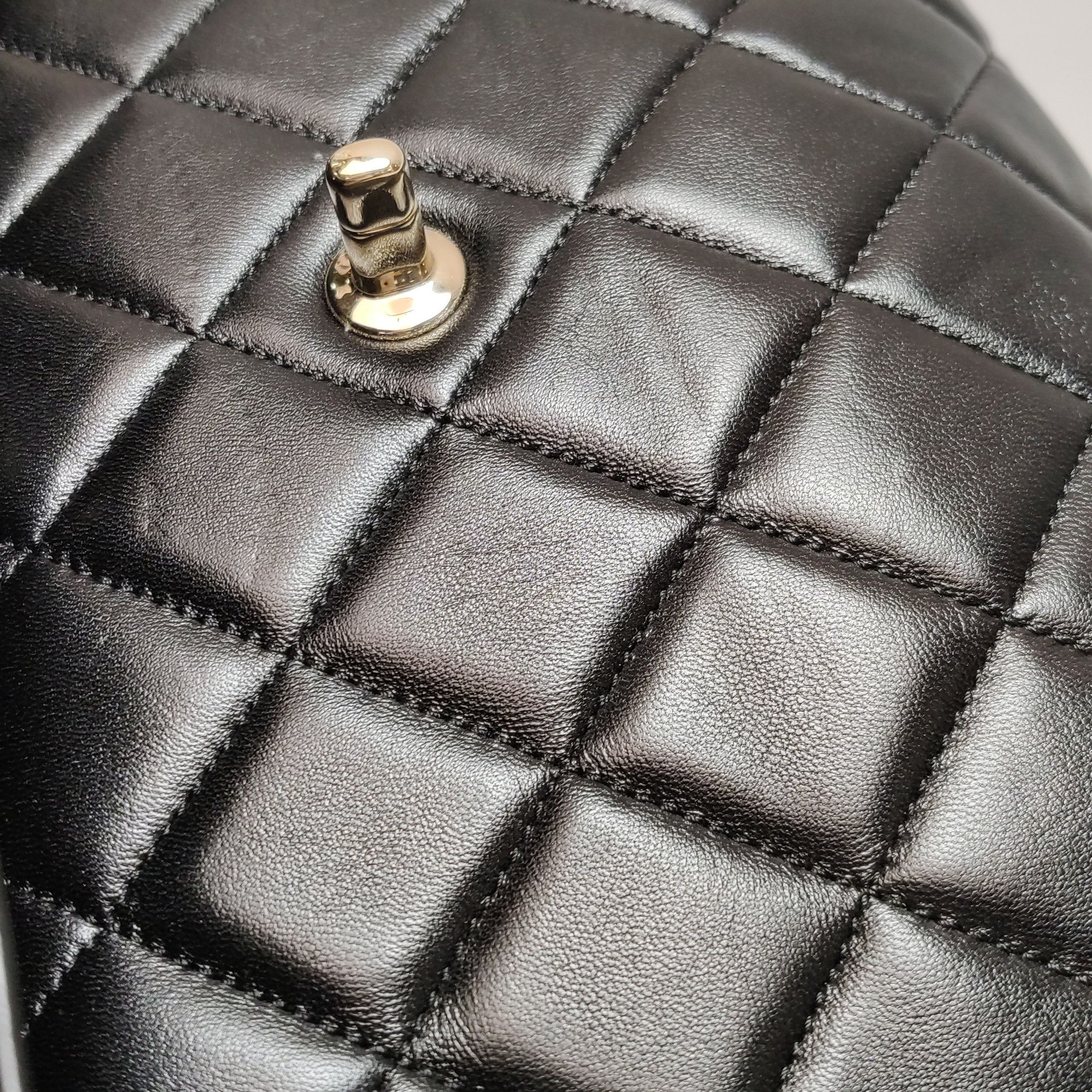 Chanel Chanel Women os Shoulder Bags Size ONE SIZE - 14 Thumbnail