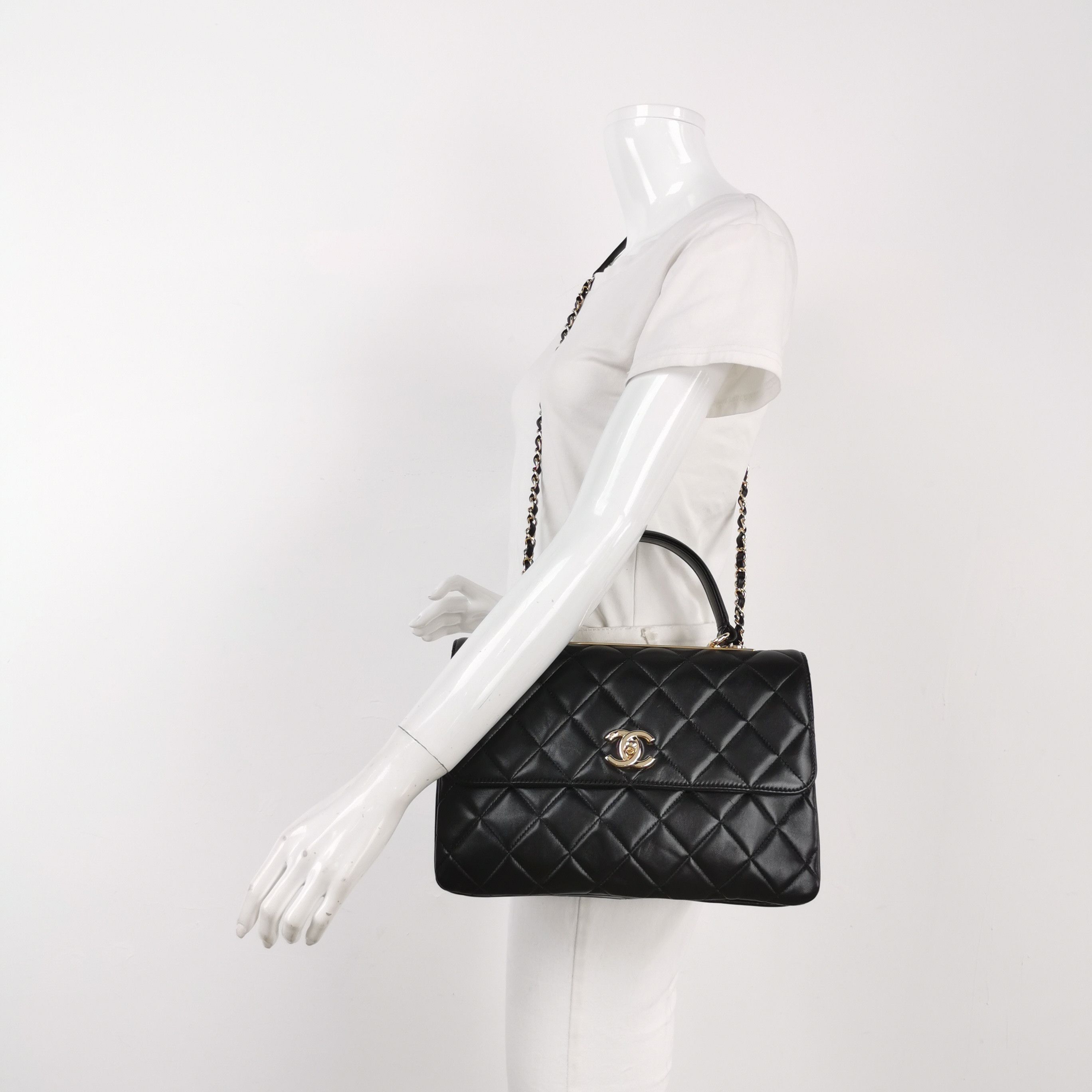 Chanel Chanel Women os Shoulder Bags Size ONE SIZE - 2 Thumbnail