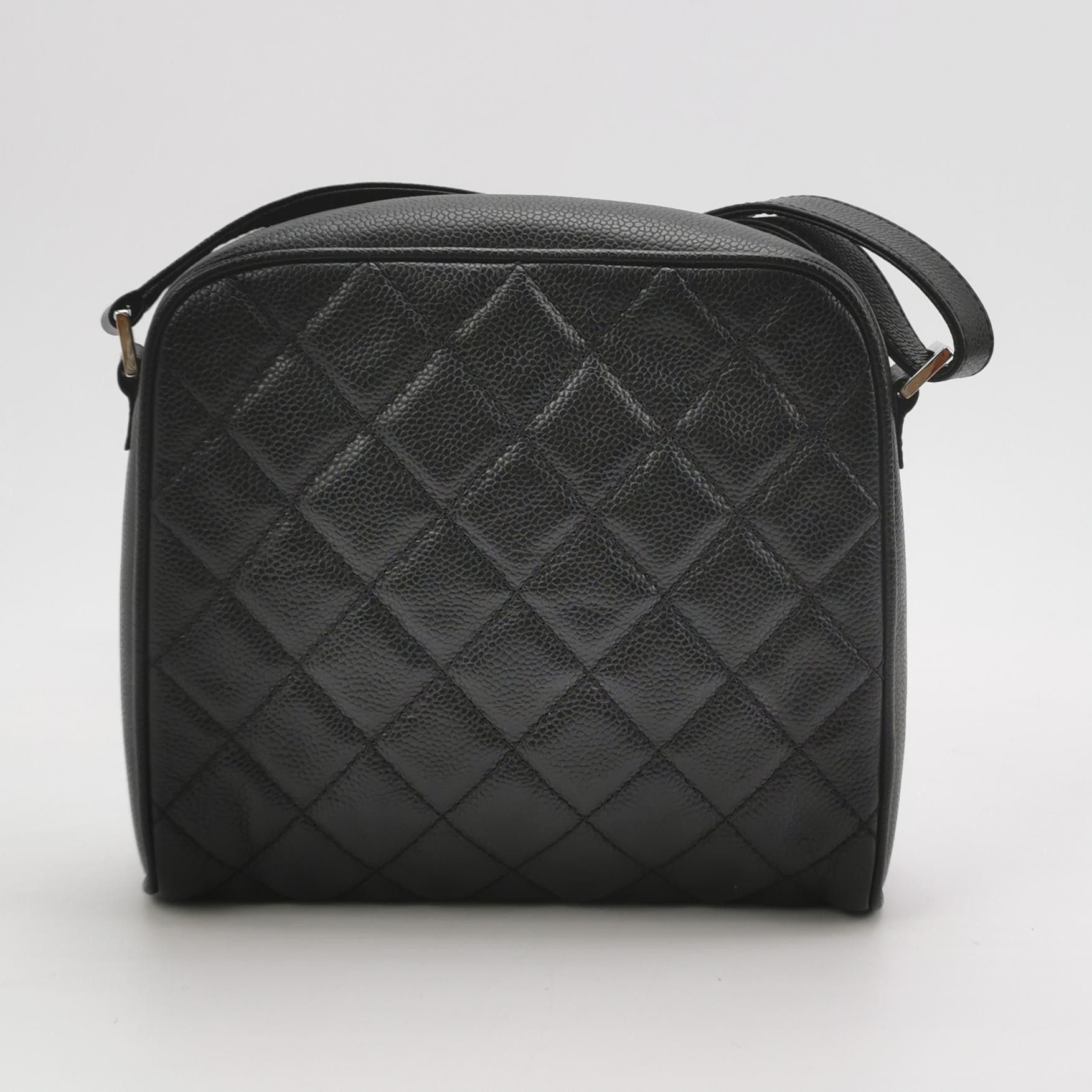 Chanel Chanel Women os Shoulder Bags Size ONE SIZE - 5 Thumbnail