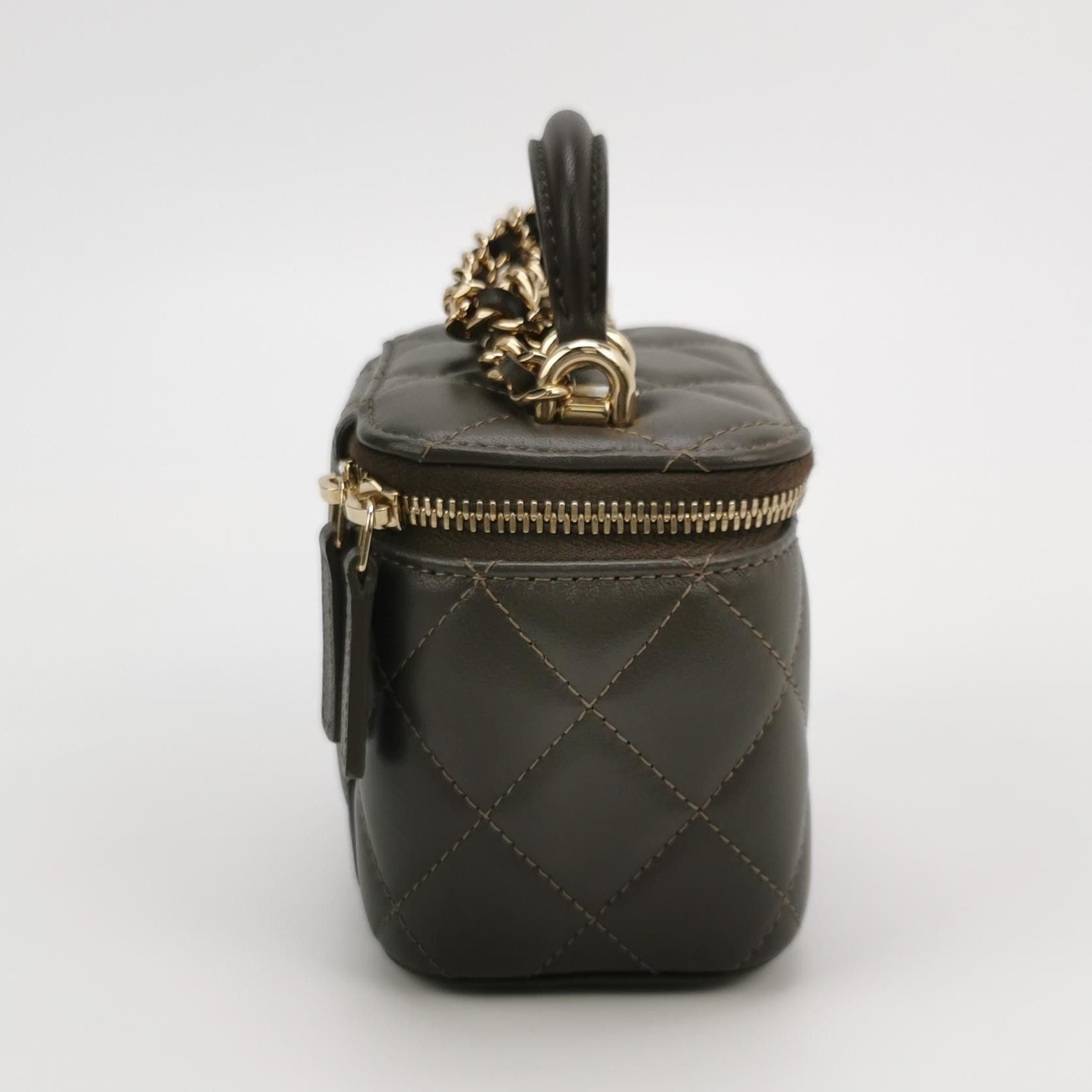 Chanel Chanel Women os Shoulder Bags Size ONE SIZE - 4 Thumbnail