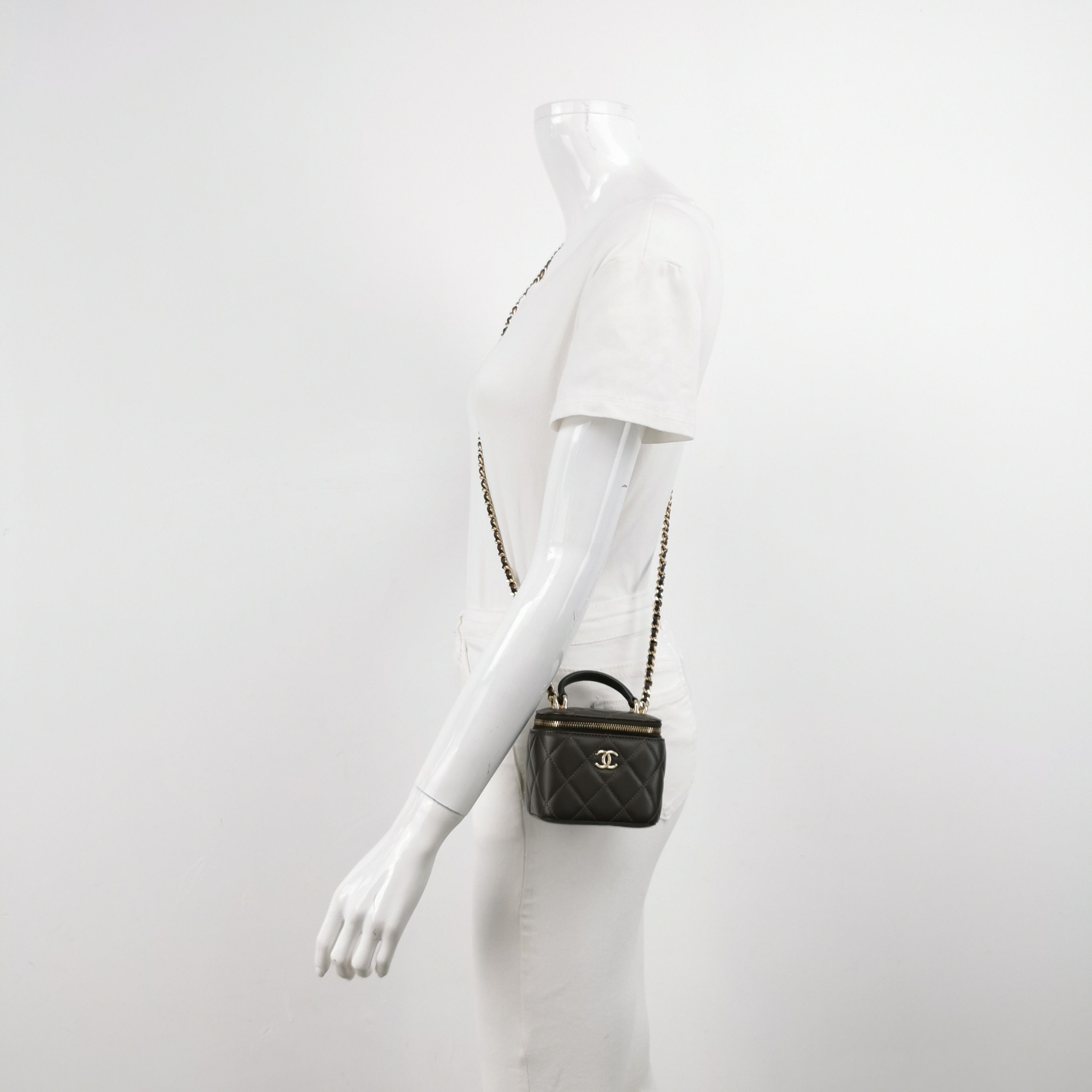 Chanel Chanel Women os Shoulder Bags Size ONE SIZE - 2 Thumbnail