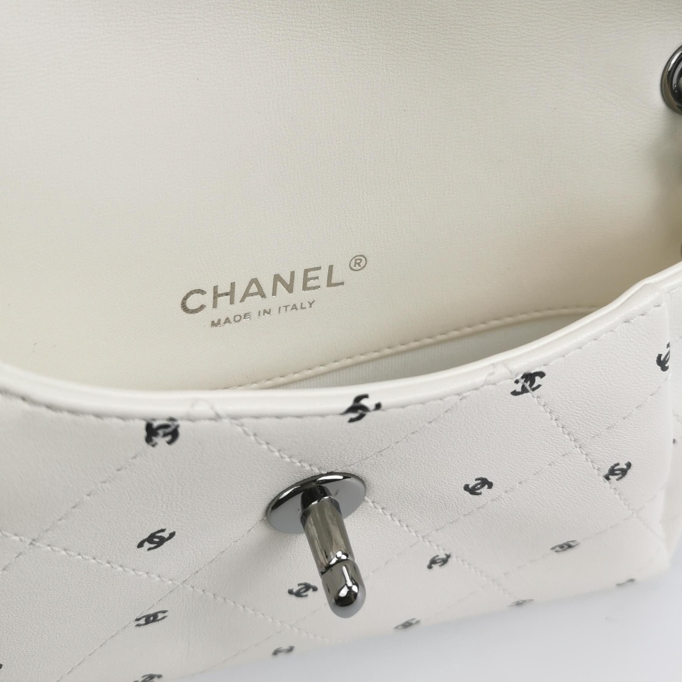 Chanel Chanel Women os Crossbody Bags Size ONE SIZE - 8 Thumbnail