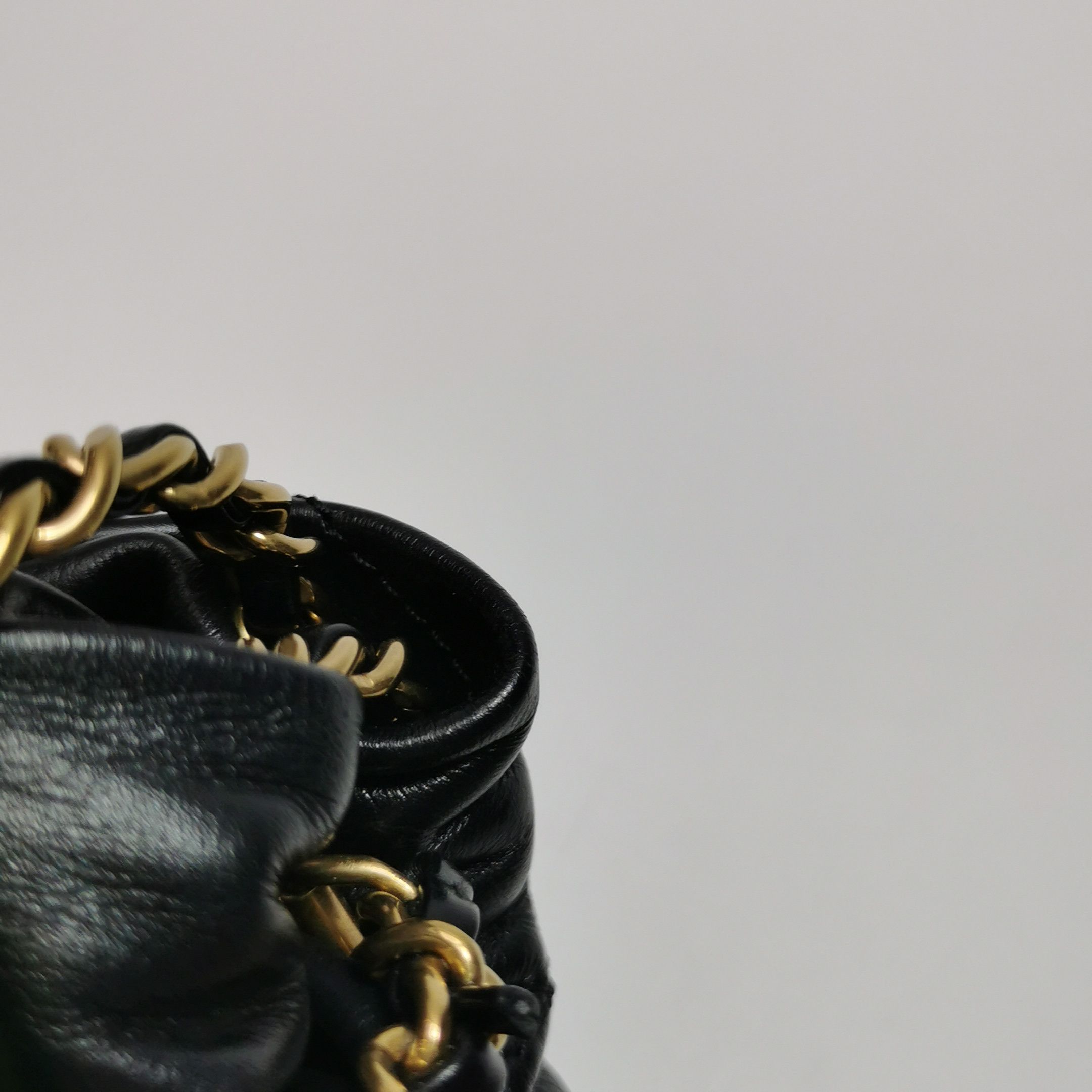 Chanel Chanel Women os Crossbody Bags Size ONE SIZE - 19 Thumbnail