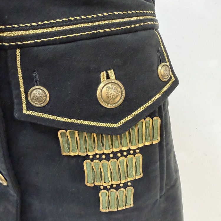 Gucci Gucci Gold Button Mini Skirt Size 40 Size 27" / US 4 / IT 40 - 7 Thumbnail