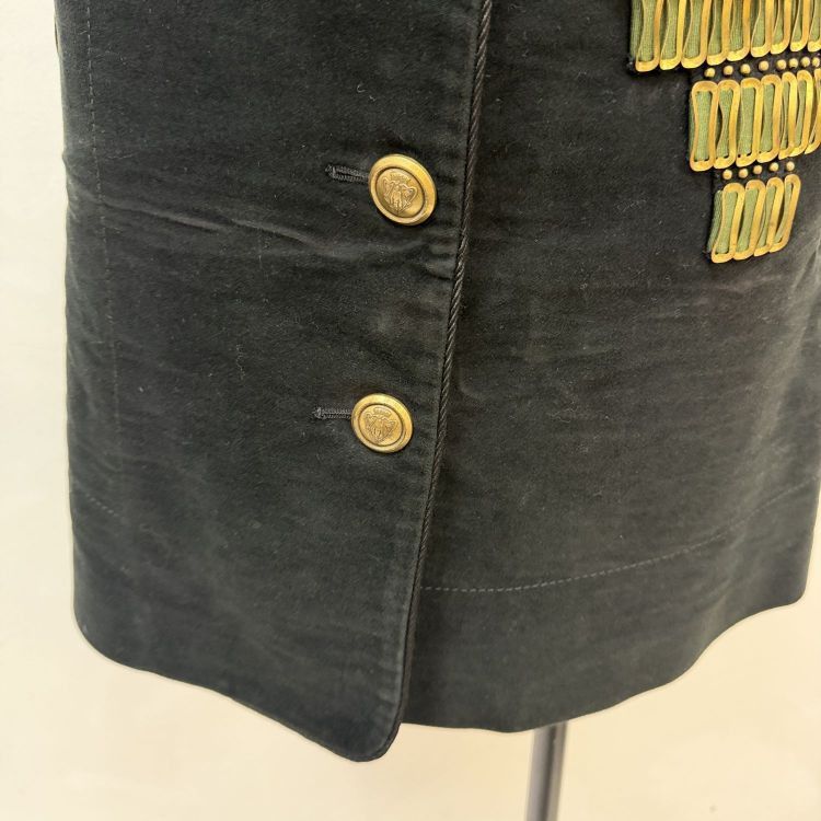 Gucci Gucci Gold Button Mini Skirt Size 40 Size 27" / US 4 / IT 40 - 8 Thumbnail